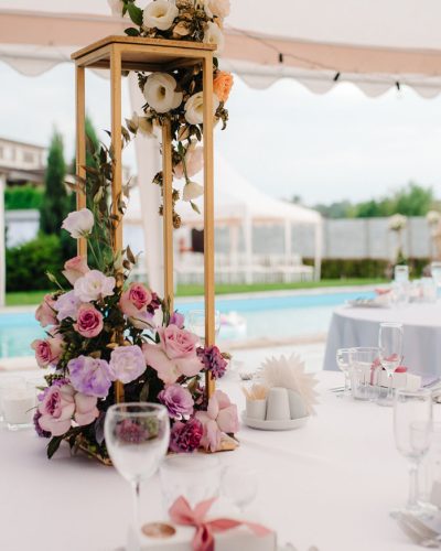 elegant-wedding-decorations-made-of-natural-flower-2021-08-27-17-17-46-utc-3.jpg